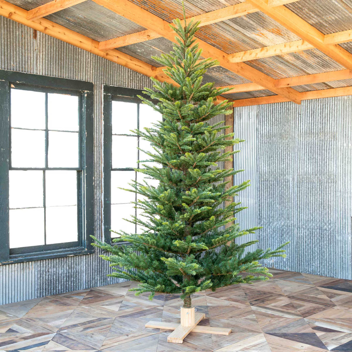 9 Foot Lighted Northern Spruce Christmas Tree