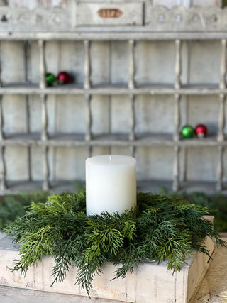 18" Verdant Cedar Candle Ring Wreath