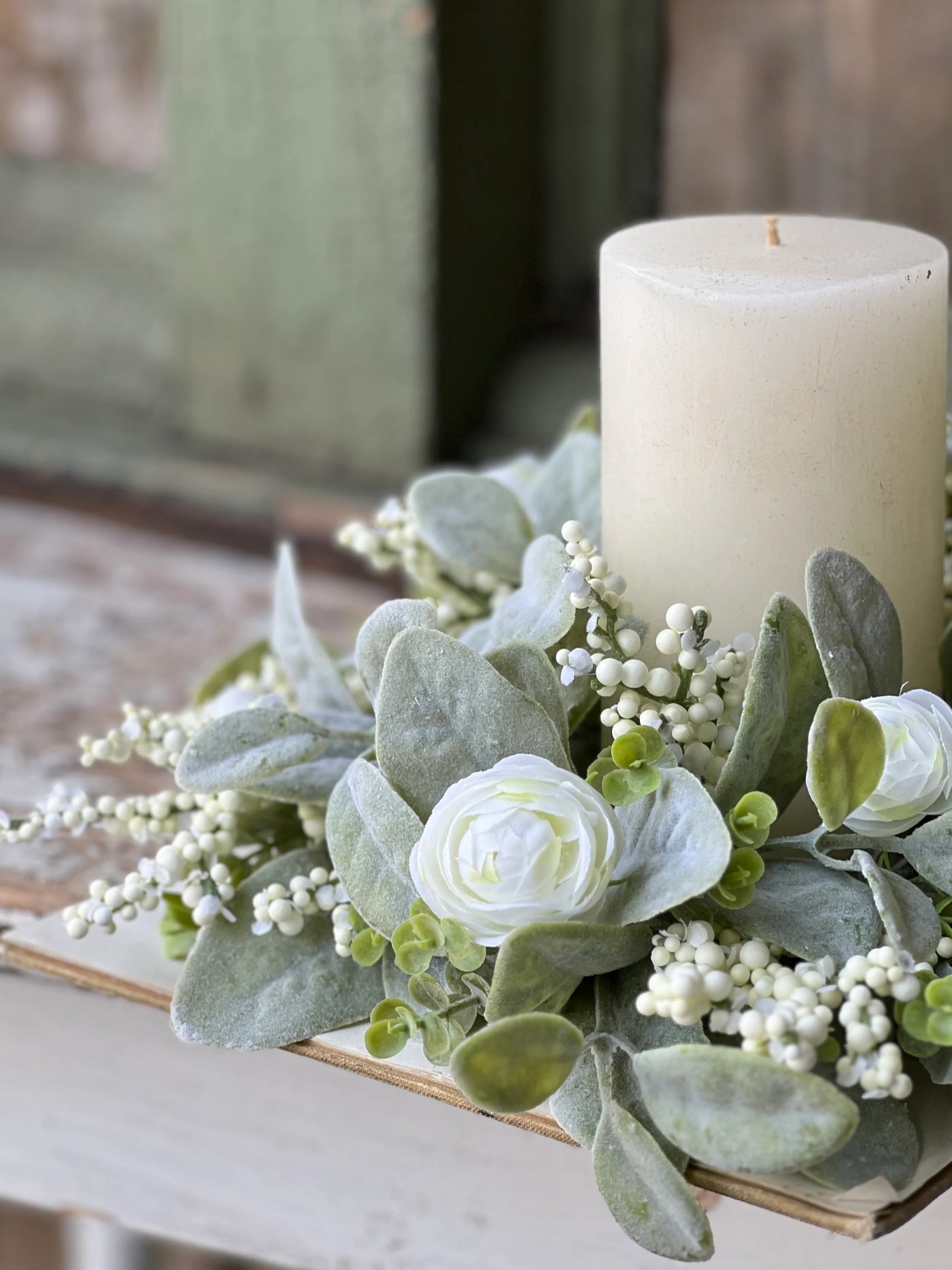 Debutante Candle Ring Wreath - White