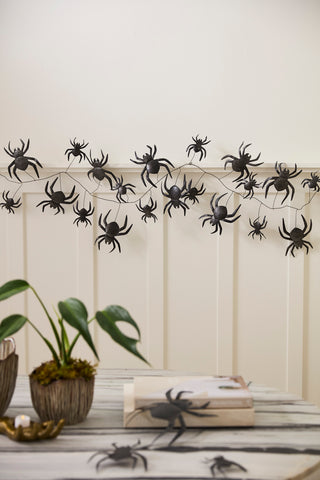 68" Widow Spider Garland