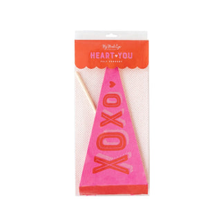 Kisses and Hugs Felt Pennant - Dark Pink