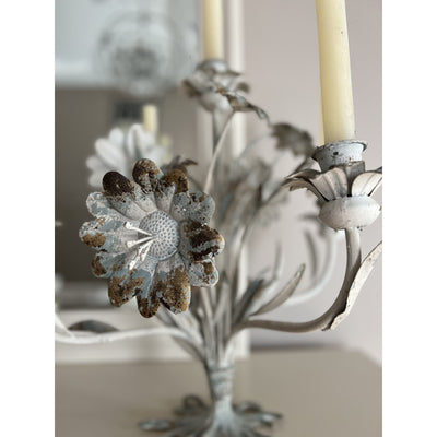 Bouquets de Fleurs Tabletop Sculpture Candle Holder